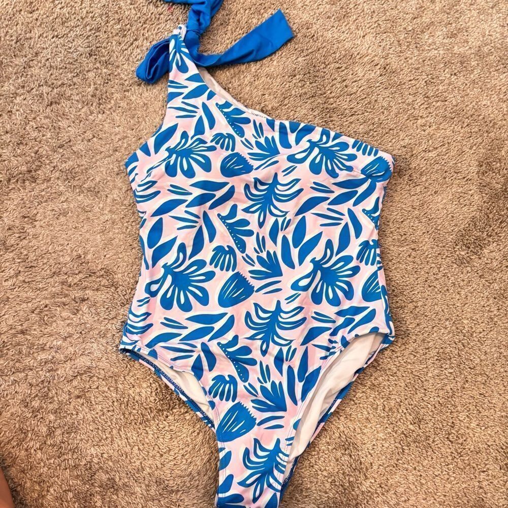 Michelle Mcdowell Women’s Floral Blue Mia One Shoulder One Piece Swimsuit Large